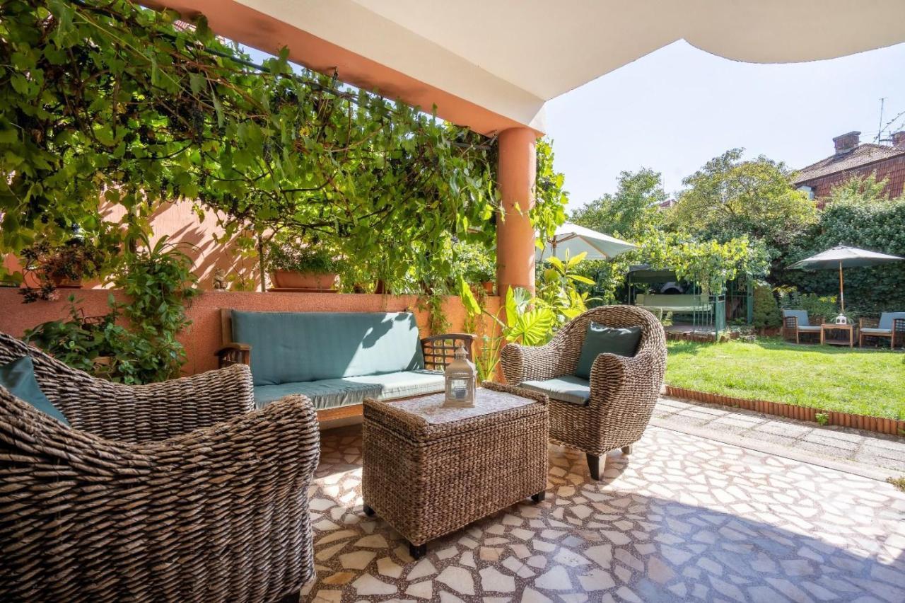 Villa-Hotel Escala Cluj-Napoca Esterno foto