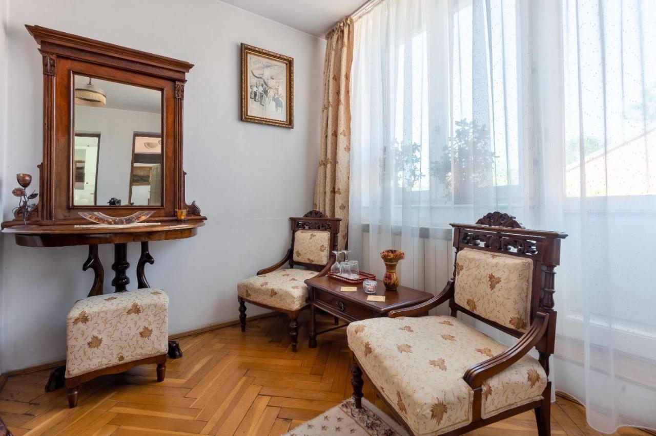 Villa-Hotel Escala Cluj-Napoca Esterno foto