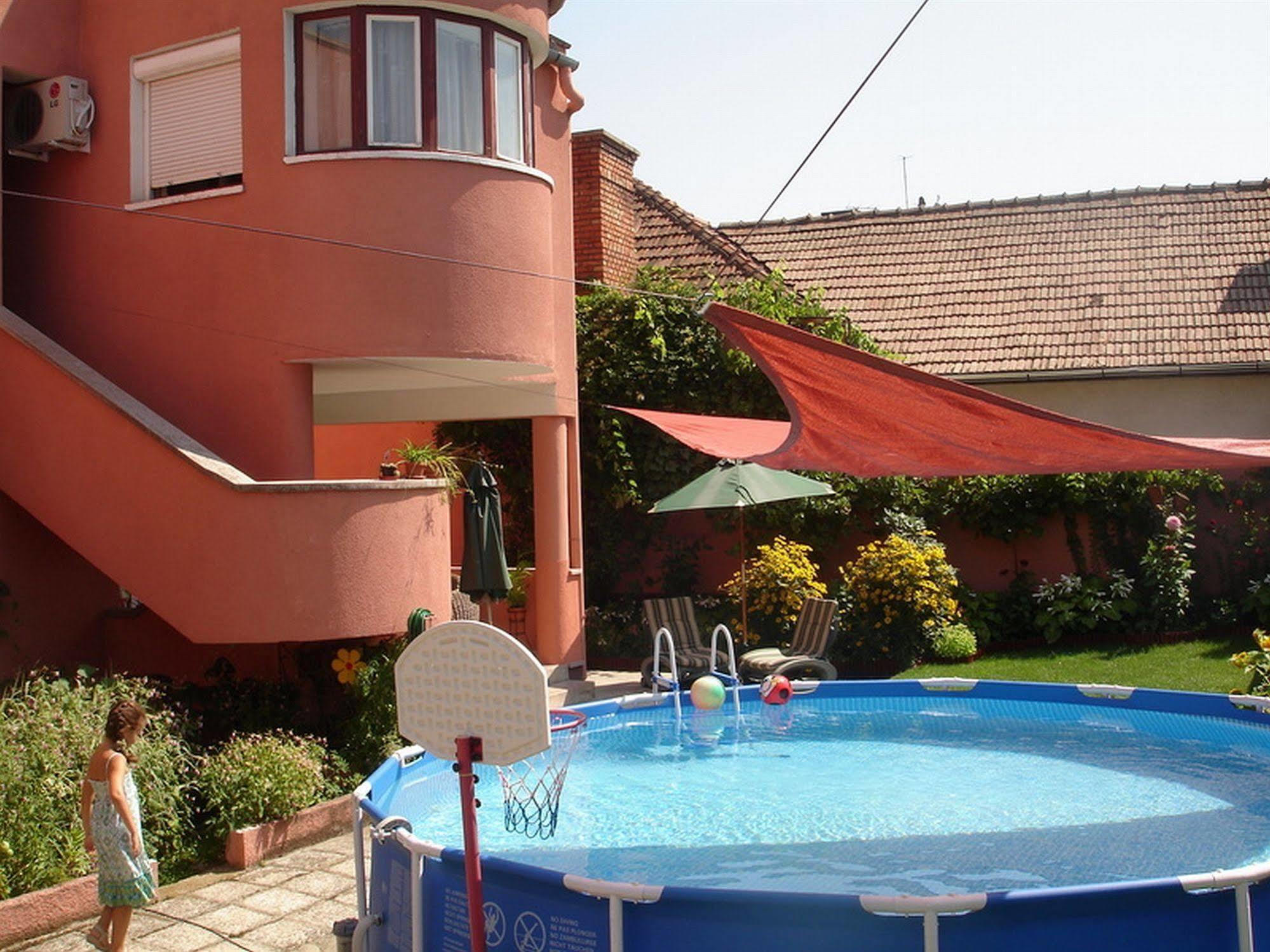 Villa-Hotel Escala Cluj-Napoca Esterno foto